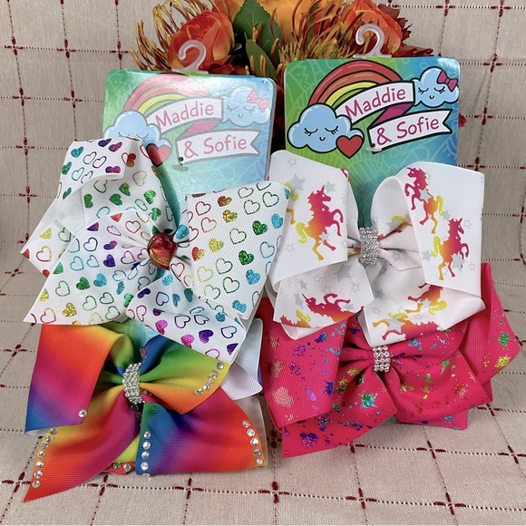 Maddie & Sophie XL Hairbows Unicorns Hearts Rainbow Colorful Splatter 4 Bows - Picture 1 of 3